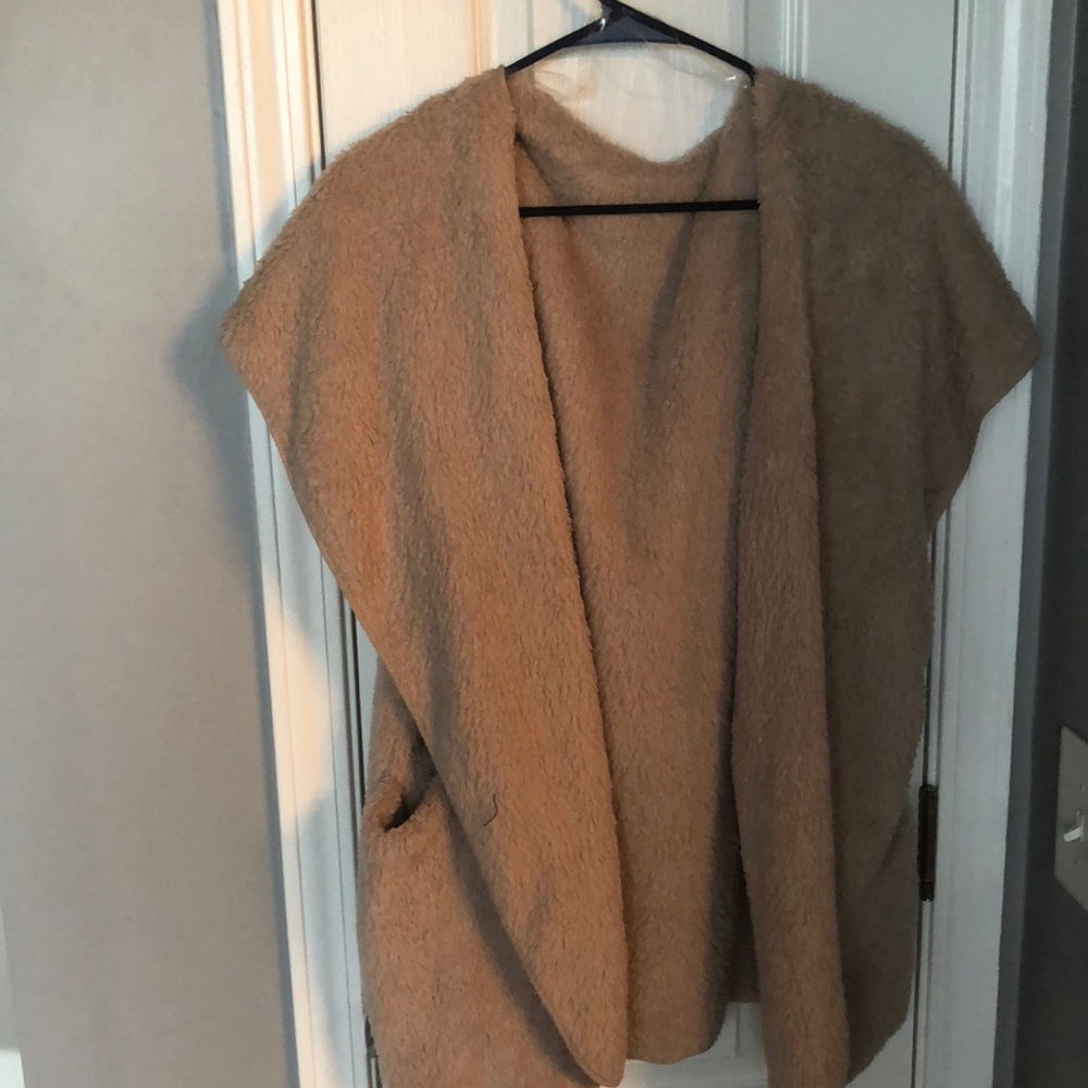 Blanket sweater vest with pockets!!!!